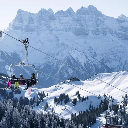 Daire With Private Garage In *